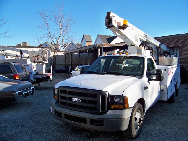 2006 ford f-350 bucket/boom truck - - by dealer for sale in Providence, RI – photo 3