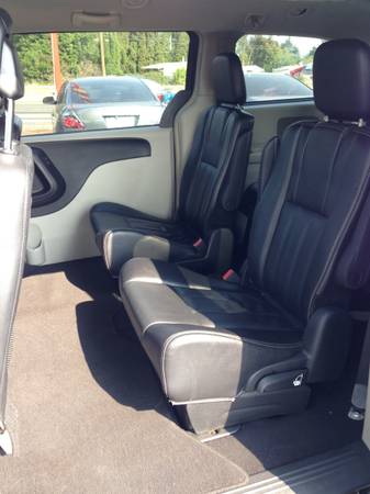 👼 2014 Chrysler Town and Country, $190 per month! 👼 - cars & trucks... for sale in Eugene, OR – photo 7