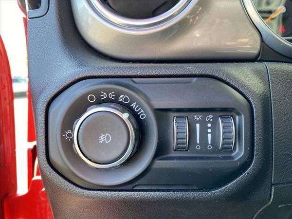 2018 Jeep Wrangler Unlimited Sahara - - by dealer for sale in Colorado Springs, CO – photo 7