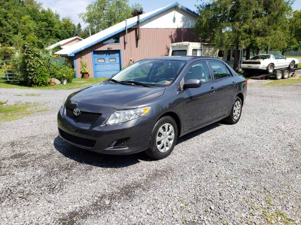 2010 Toyota Corolla LE-One Owner!! for sale in Whitesboro, NY – photo 3