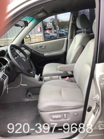 2005 TOYOTA HIGHLANDER LIMITED - cars & trucks - by dealer - vehicle... for sale in Jefferson, WI – photo 12
