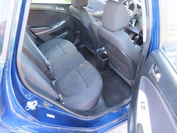 2017 Hyundai Accent SE - hatchback - - by dealer for sale in Cincinnati, OH – photo 18