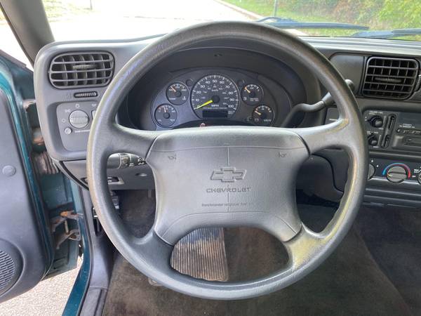 1998 Chevrolet S10 for sale in Brooklyn, CT – photo 12