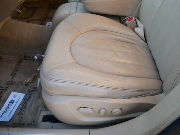 2006 Buick Lucerne CXL - cars & trucks - by dealer - vehicle... for sale in Inver Grove Heights, MN – photo 16