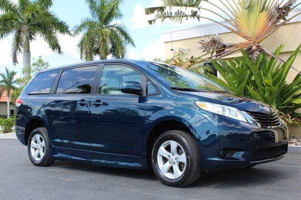 2011 Toyota Sienna LE Braun Wheelchair Van 75k Miles for sale in Fort Myers, FL – photo 2