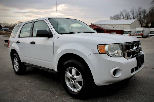 2009 Ford Escape XLS AWD - - by dealer - vehicle for sale in Camby, IN – photo 8