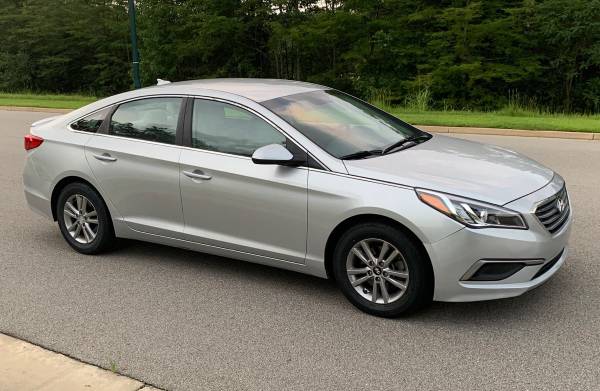 2017 Hyundai Sonata SE for sale in Collierville, TN – photo 2