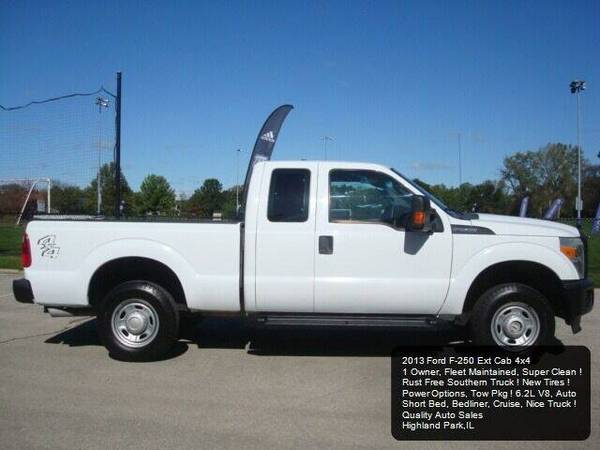 2013 Ford F250 4x4 Ext Cab F-250 F350 4WD Rust Free V8 1 Owner Carfax for sale in Highland Park, WI – photo 3