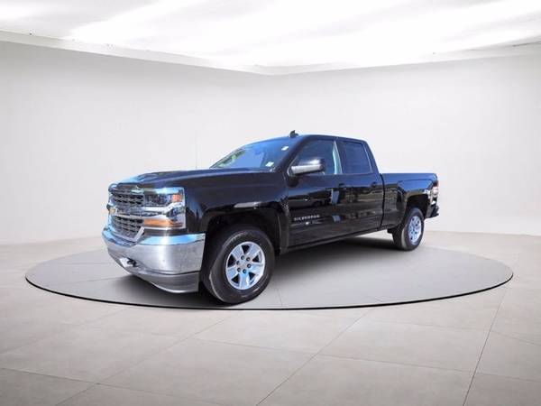 2018 Chevrolet Silverado 1500 LT 4WD Double Cab - - by for sale in Wilmington, NC – photo 4