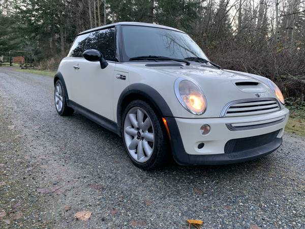 2004 Mini Cooper "S" LOW Miles 1 Owner - cars & trucks - by dealer -... for sale in Bellingham, WA – photo 4