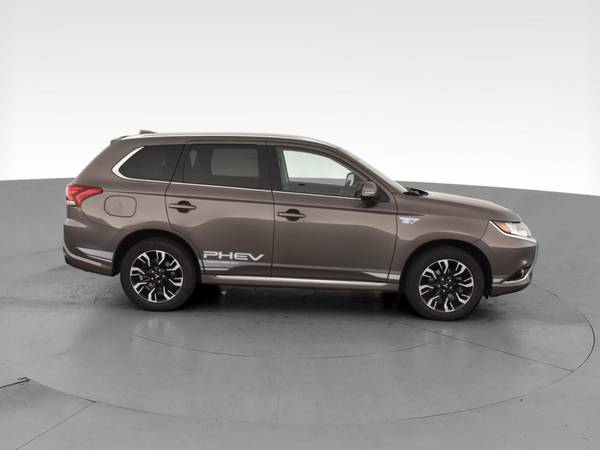 2018 Mitsubishi Outlander PHEV GT Sport Utility 4D suv Gray -... for sale in San Diego, CA – photo 13