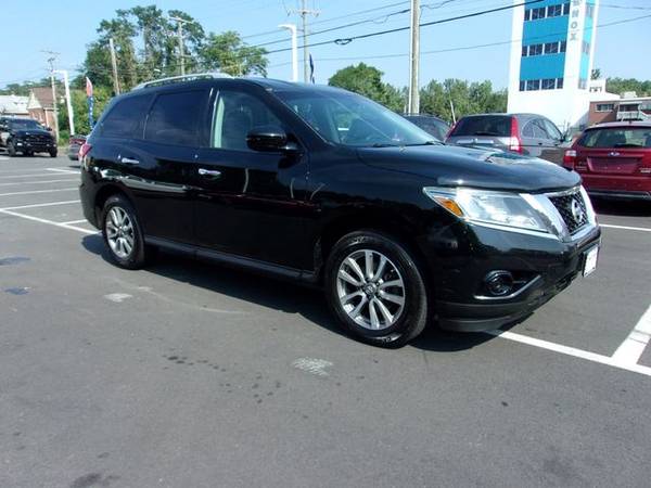2013 Nissan Pathfinder - Financing Available! - cars & trucks - by... for sale in Bristol, CT – photo 2