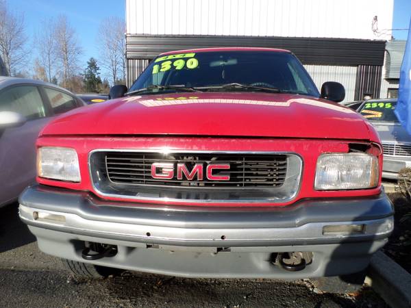Today SPECIAL* 1997 GMC JIMMY SLT 4WD* automatic,V6 - cars & trucks... for sale in Everett, WA – photo 3