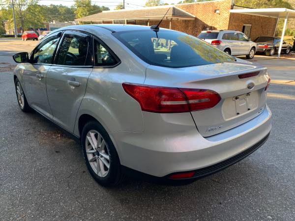 2015 Ford Focus SE sedan - backup camera - 5 speed manual - cars &... for sale in Morrisville, NC – photo 3
