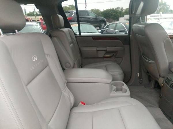 2008 INFINITI QX56 Base for sale in Greenfield, WI – photo 16