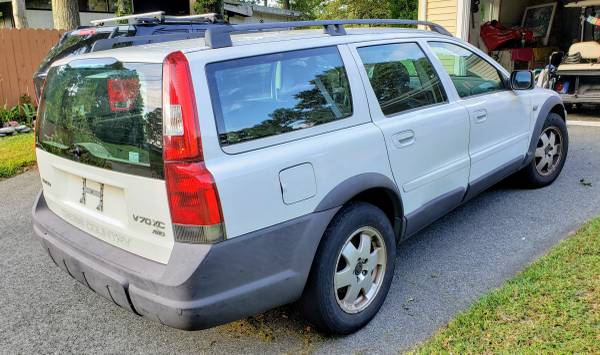 2001 Volvo V70xc Awd clean for sale in Old Saybrook , CT – photo 5