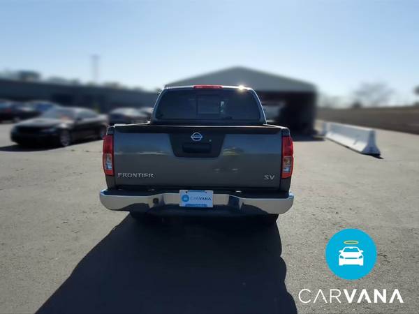 2019 Nissan Frontier Crew Cab SV Pickup 4D 5 ft pickup Gray for sale in El Paso, TX – photo 9