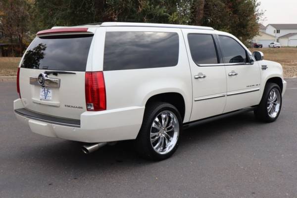 2008 Cadillac Escalade ESV Base - cars & trucks - by dealer -... for sale in Longmont, CO – photo 5
