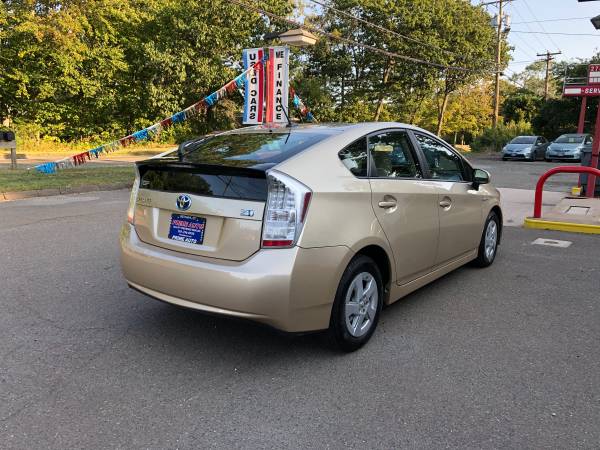 ✔ 2010 Toyota Prius ☀ Bluetooth ☀ One Owner ☀ - cars & trucks - by... for sale in Bethany, CT – photo 5