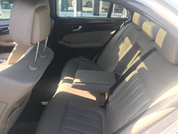 MERCEDES BENZ E550 4MATIC - cars & trucks - by owner - vehicle... for sale in Germantown, District Of Columbia – photo 4