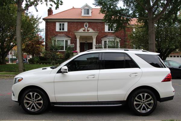2016 MERCEDES GLE350 4MATIK AWD WHT/BLK PREMIUM MINT WE FINANCE TRADES for sale in Brooklyn, NY – photo 5