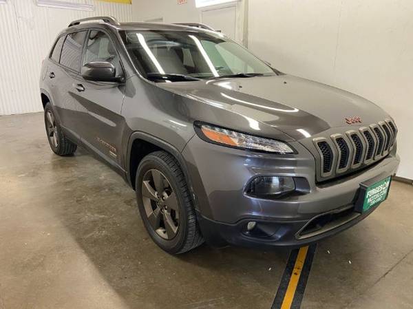 2017 Jeep Cherokee Latitude - - by dealer - vehicle for sale in Springfield, MO – photo 5
