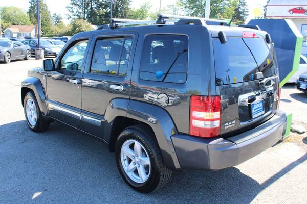 2010 JEEP LIBERTY Limited - - by dealer - vehicle for sale in Everett, WA – photo 6