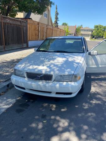 Volvo S70 2000 - - by dealer - vehicle automotive sale for sale in San Jose, CA