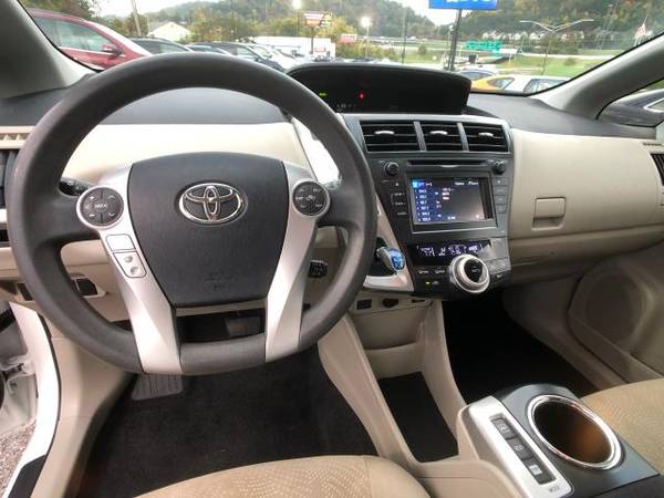 2013 Toyota Prius V 5dr Wgn Two (Natl) - cars & trucks - by dealer -... for sale in Knoxville, TN – photo 21