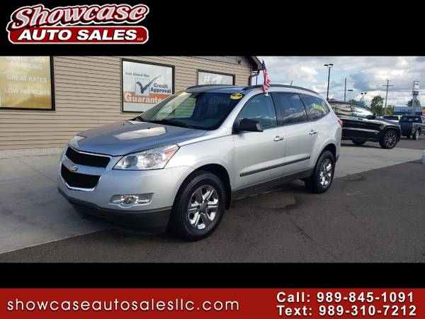 3RD ROW SEATING!! 2012 Chevrolet Traverse FWD 4dr LS for sale in Chesaning, MI