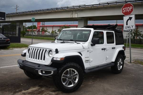 2018 Jeep Wrangler Unlimited Sahara 4x4 4dr SUV (midyear release)... for sale in Miami, TX – photo 11