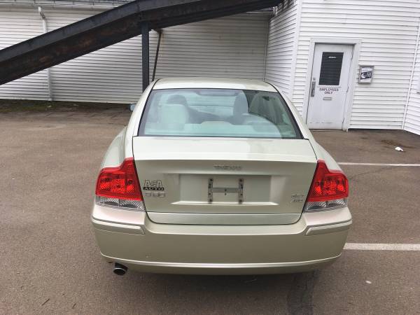2005 Volvo S60 only 76K - - by dealer - vehicle for sale in Quarryville, PA – photo 4