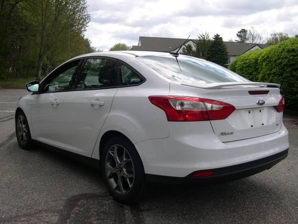 2014 Ford Focus SE 4 Door W/Leather Runs & Looks Nice - cars & for sale in Toms River, NJ – photo 6