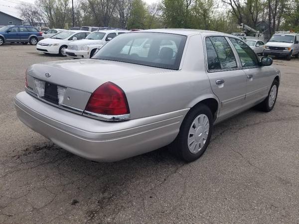 2006 Ford Crown Victoria 70K Miles, Pwr Locks/Wind for sale in Kentwood, MI – photo 6