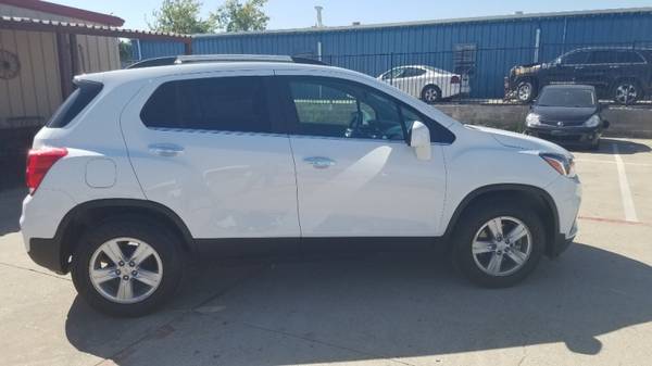 2017 Chevrolet Trax FWD 4dr LT WE FINANCE - cars & trucks - by... for sale in Lewisville, TX – photo 6