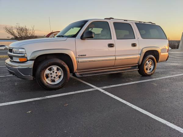 2000 Chevy Suburban 1500 - cars & trucks - by owner - vehicle... for sale in Edmond, OK – photo 2