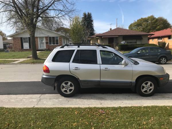 2002 Hyundai Santa Fe - cars & trucks - by owner - vehicle... for sale in Chicago ill, IL – photo 3