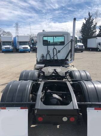 2012 Mack Pinnacle Tandem Axle Tractor #0088 - cars & trucks - by... for sale in East Providence, RI – photo 4