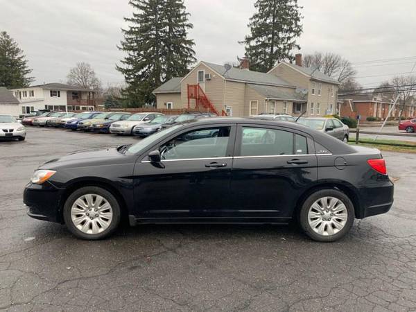 2011 Chrysler 200 4dr Sdn LX - cars & trucks - by dealer - vehicle... for sale in East Windsor, MA – photo 4