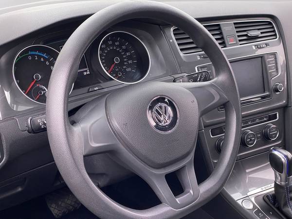 2016 VW Volkswagen eGolf SE Hatchback Sedan 4D sedan Blue - FINANCE... for sale in Albuquerque, NM – photo 22