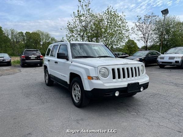 2011 Jeep Patriot 2WD CVT - - by dealer - vehicle for sale in York, PA – photo 2