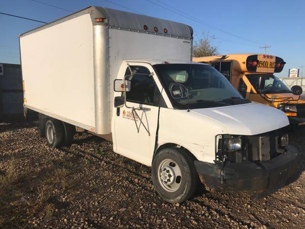 2004 Chevy 3500 Express Van for sale in Rockville, MN – photo 3