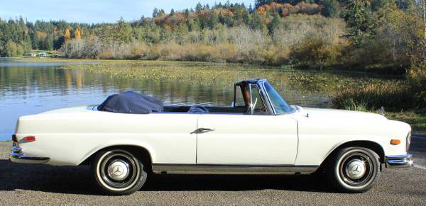 Lot 136 - 1966 Mercedes 250 SE Cabriolet Lucky Collector Car Auction for sale in Other, FL – photo 7