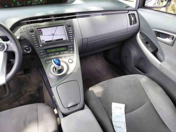 2010 Toyota Prius IV with warranty, NAV, backup cam for sale in Orient, OH – photo 10