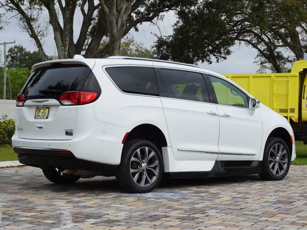 2017 Chrysler Pacifica Limited 4dr Wagon Brigh for sale in Bradenton, FL – photo 6