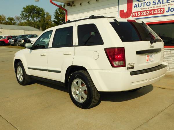 2009 Jeep Grand Cherokee Laredo - cars & trucks - by dealer -... for sale in Des Moines, IA – photo 7