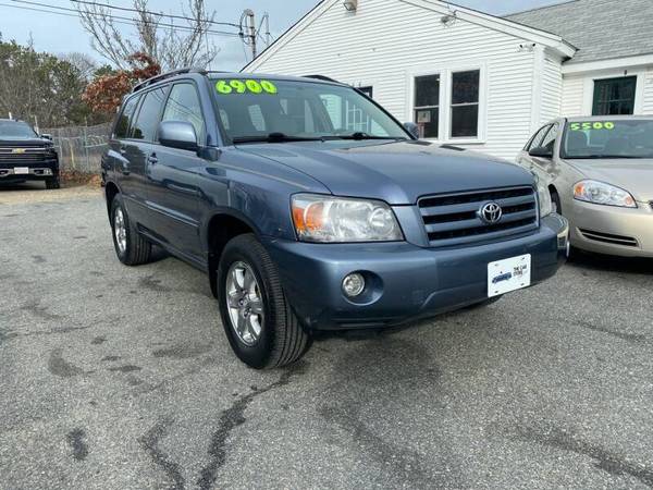 2007 Toyota Highlander - cars & trucks - by dealer - vehicle... for sale in Hyannis, MA – photo 2