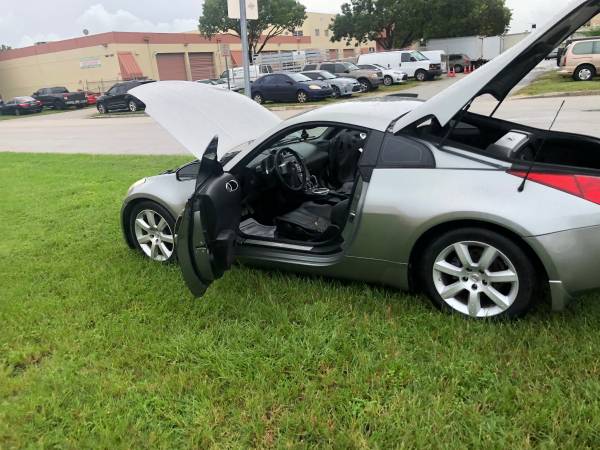 2005 Nissan 350Z Touring Excellent Condition - cars & trucks - by... for sale in Miami, FL – photo 14