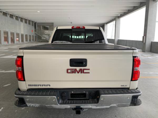 2014 GMC SIERRA SLT Z71 - cars & trucks - by owner - vehicle... for sale in Fargo, ND – photo 4