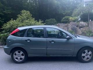 2005 Ford Focus Sedan ZX5 - cars & trucks - by owner - vehicle... for sale in Acushnet, MA – photo 4